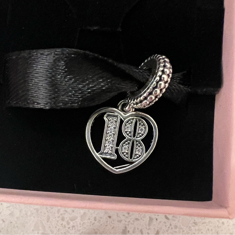 Pandora 18 charm